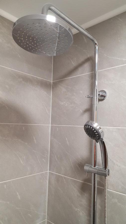 Michael Apartment With 2 Rooms Near Gozsdu Udvar Budapest Rum bild
